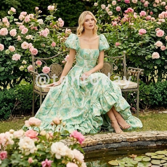 Mac Duggal Dresses & Skirts - Mac Duggal Size 4 Green Gold Floral Brocade Ruffled Bubble Hem Gown Maxi Dress